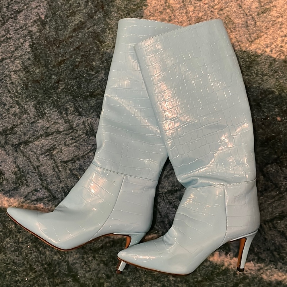 Bright sky blue faux patent leather croc boots!